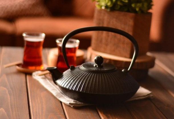 Taşev T0587 Mate Döküm Demlik 1150 ml Siyah